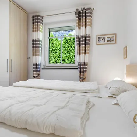 Haus 50 * Röbel