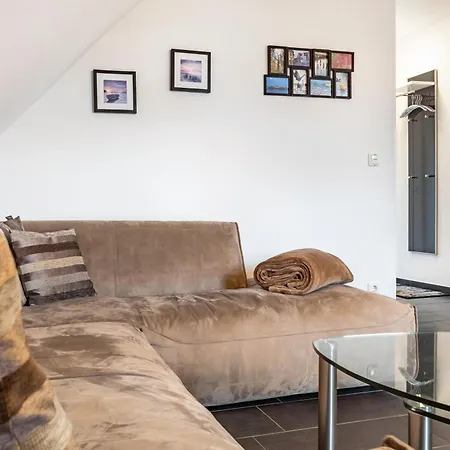 Haus 50 *